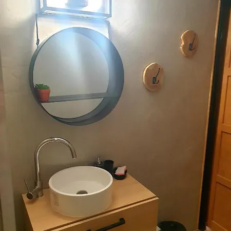 Petit Bijou Perche Au Coeur De Apartment *