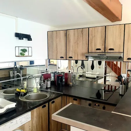 Appartement Petit Bijou Perché Au Cœur De Sète